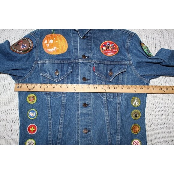 Vintage Levi's Boys scouts Patches Denim Jacket Size 40 cotton Made In USA - Picture 3 of 15